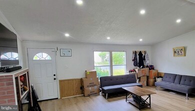 437 Sarah Anne Dr, Lothian, MD 20711 - photo 5