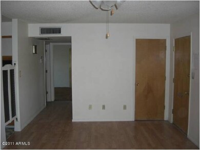 2 - Living Room
