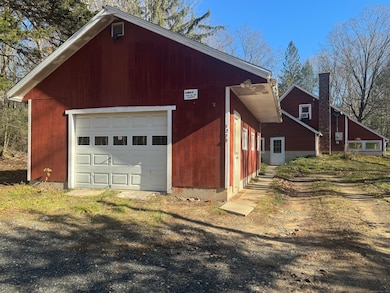 121 Gracey Rd, Canton, CT 06019 - photo 4