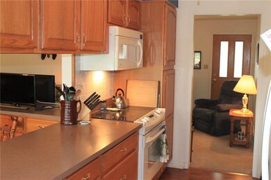 2941 Tulip Dr, Columbus, IN 47203 - photo 7