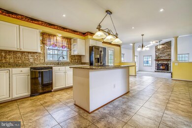 9246 Crescent Ln, La Plata, MD 20646 - photo 6