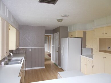 1017 W Jones Ave, Duncan, OK 73533 - photo 4