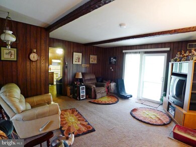 230 E Spruce St, New Holland, PA 17557 - photo 6