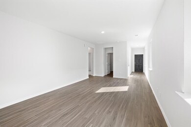 1608 Luke St, Ennis, TX 75119 - photo 4