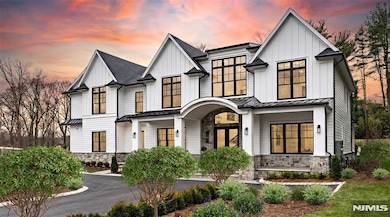 12 Echo Ridge Rd, Upper Saddle River, NJ 07458 - photo 2