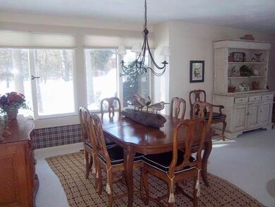 311 Hemlock Cir, Lincoln, MA 01773 - photo 7