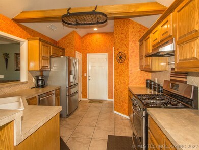 4317 S Narcissus Ave, Broken Arrow, OK 74011 - photo 7