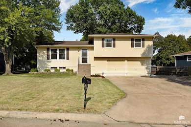 1308 Givens Rd, Manhattan, KS 66503 - photo 2