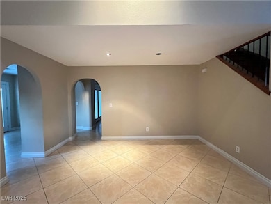 155 Coventry Dr, Henderson, NV 89074 - photo 2