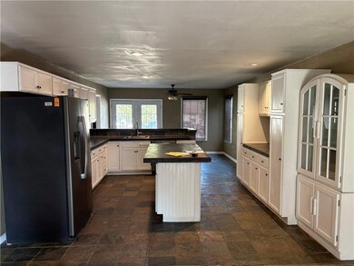 206 S Broadway St, Franklin, KS 66735 - photo 5