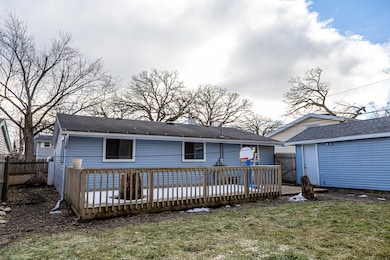 166 Sioux Ave, Carpentersville, IL 60110 - photo 5