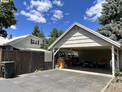 Carport