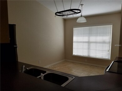 KITCHEN EATING AREA