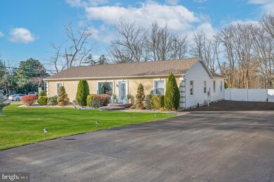 1 Meadow Dr, Moorestown, NJ 08057 - photo 5