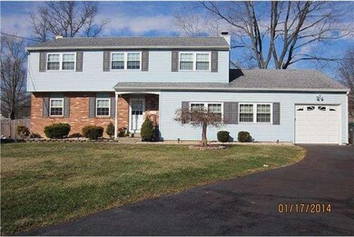 1574 Peach Tree Ln, Hatfield, PA 19440 - photo 2