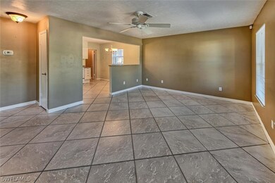 1294 Highlands Dr, Naples, FL 34103 - photo 2