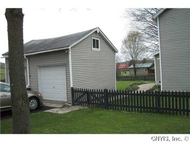 Parking Lot/Garage Garage