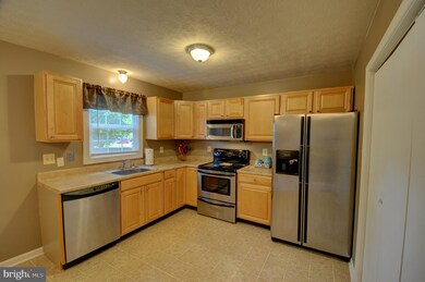 232 Nottoway Dr, Stephens City, VA 22655 - photo 2