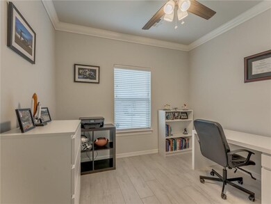 613 NW 197th St, Edmond, OK 73012 - photo 5