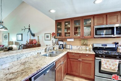 Chestnut Villas unit 316, Long Beach, CA 90802 - photo 3