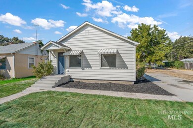 1112 E Sherman Ave, Nampa, ID 83686 - photo 4