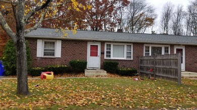 47 Cobb Dr unit 47, Rockland, MA 02370 - photo 2