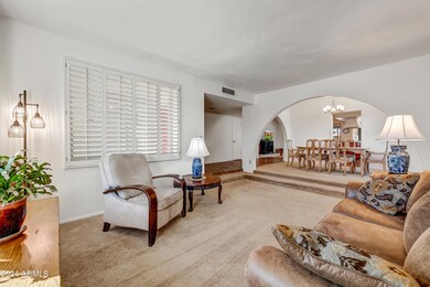 002_Living Room-3