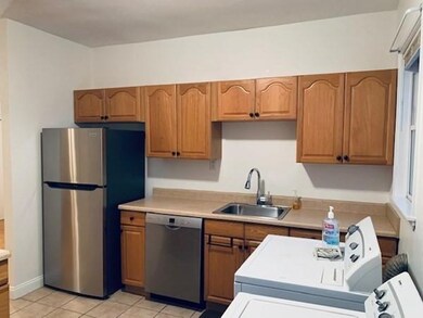 220 W 6th St unit 3, Boston, MA 02127 - photo 2