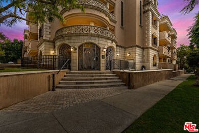 850 N Croft Ave unit 303, West Hollywood, CA 90069 - photo 2