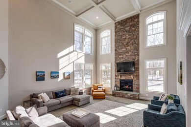 15801 Morgans Hamlet Ct, Centreville, VA 20120 - photo 2