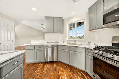 826 Crystal Dr, Eagle Point, OR 97524 - photo 6