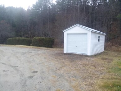 663 Old Center Rd, Saint Johnsbury, VT 05819 - photo 5
