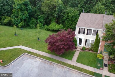 8289 Berryfield Dr, Nottingham, MD 21236 - photo 5