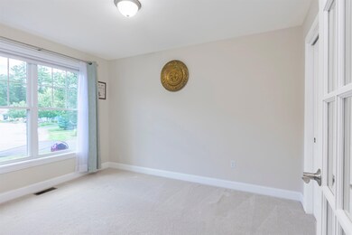 19 Furnival Rd, Nashua, NH 03064 - photo 3