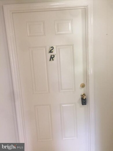 245 E Main St unit 2ND FLOOR REAR, Mechanicsburg, PA 17055 - photo 6