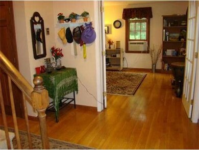 11 Jennifer Cir, Plymouth, MA 02360 - photo 3