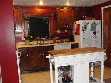9767 HWY 36 (12)