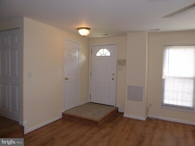 11330 Appledowre Way, Germantown, MD 20876 - photo 5