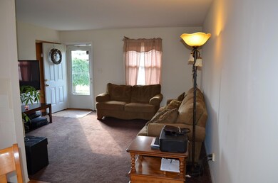 3252 Faycrest Rd, Columbus, OH 43232 - photo 5