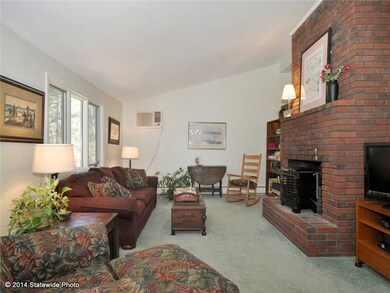 36 Fanning Ln, Greenville, RI 02828 - photo 3