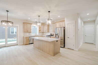 4314 Downing St, Bismarck, ND 58504 - photo 5