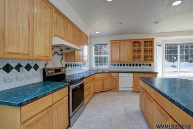 7432 Alexandra Way SE, Salem, OR 97317 - photo 5