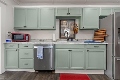 1121 Clay St, Franklin, VA 23851 - photo 6