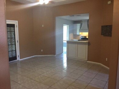 3240 Campanario Cir unit 13, Edinburg, TX 78539 - photo 3