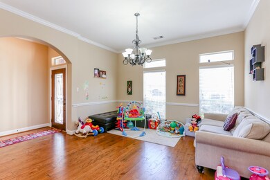 5118 E Jerad Dr, Houston, TX 77018 - photo 3