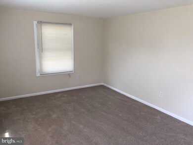 206 Gibbons Ct, Atco, NJ 08004 - photo 2