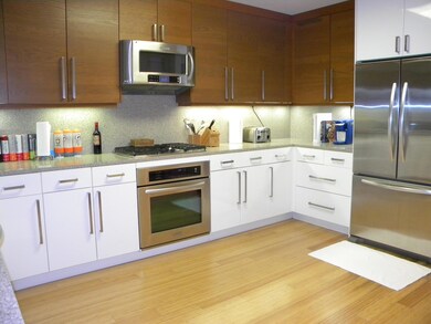 382 Greenwich Ave unit 5, Greenwich, CT 06830 - photo 3