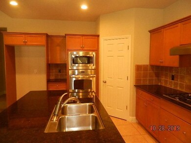 3267 Blackwood Ave, Clovis, CA 93619 - photo 4