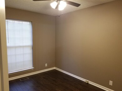 2nd bedroom