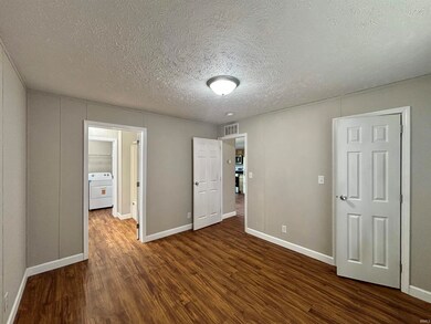 188 9th St SW, Linton, IN 47441 - photo 5